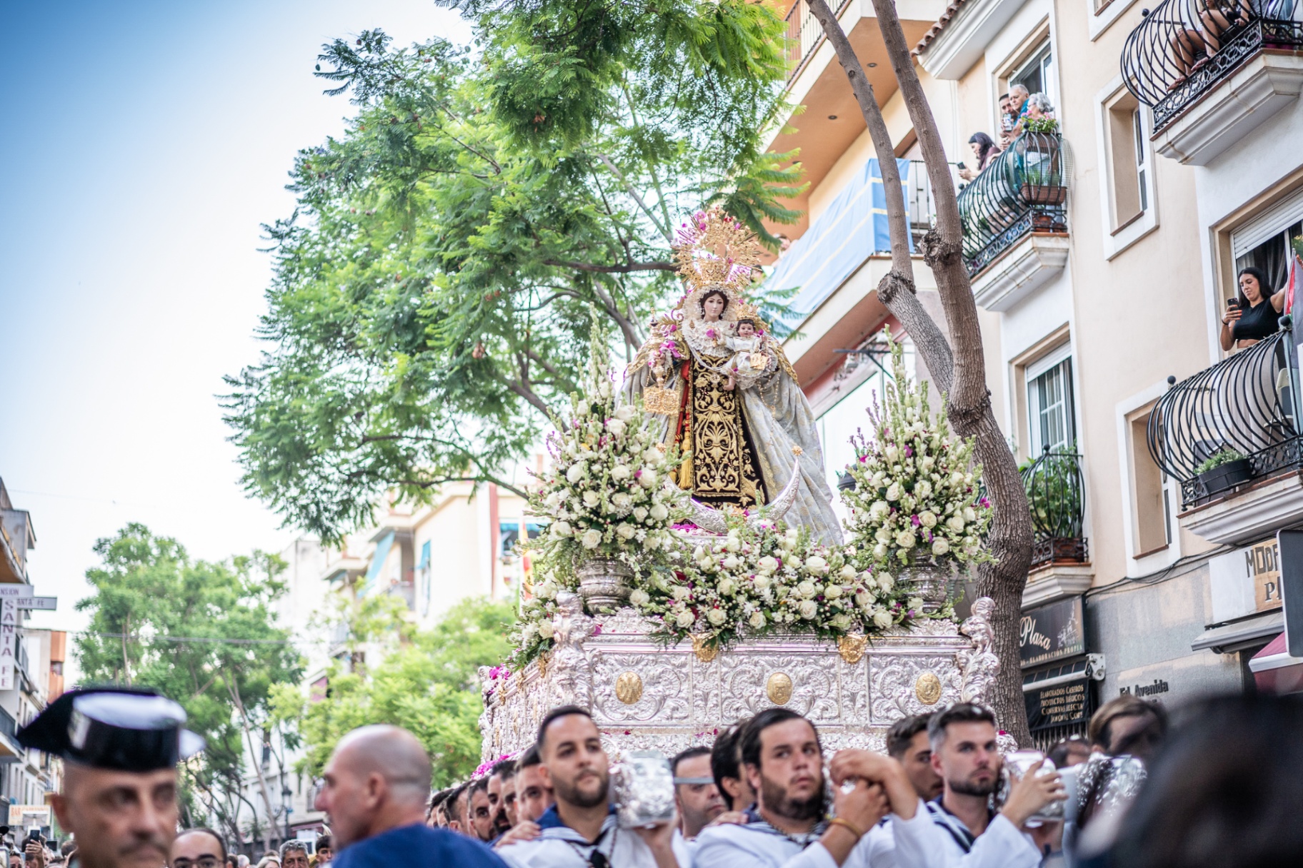Procesión marítimo-terrestre de la Virgen del Carmen de Los Boliches